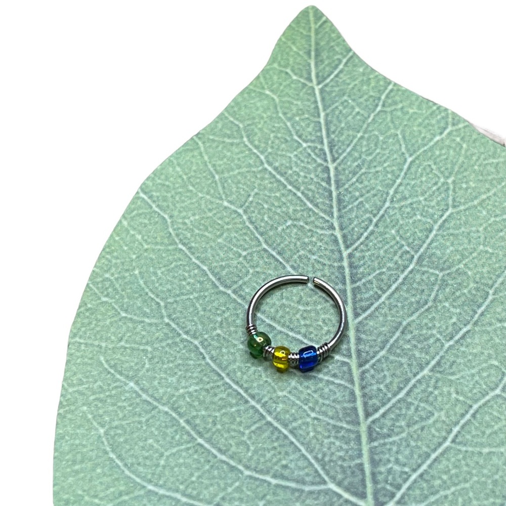2/$18 Green yellow blue Beaded hoop nose ring 20G 💚💛💙